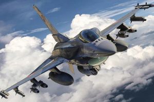 F16